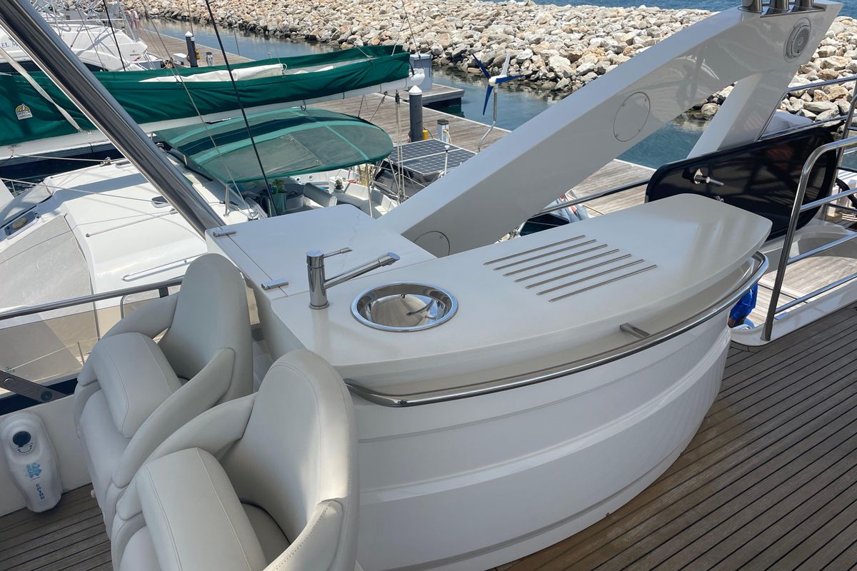 2012 Sunseeker 75 