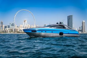 Pershing 70