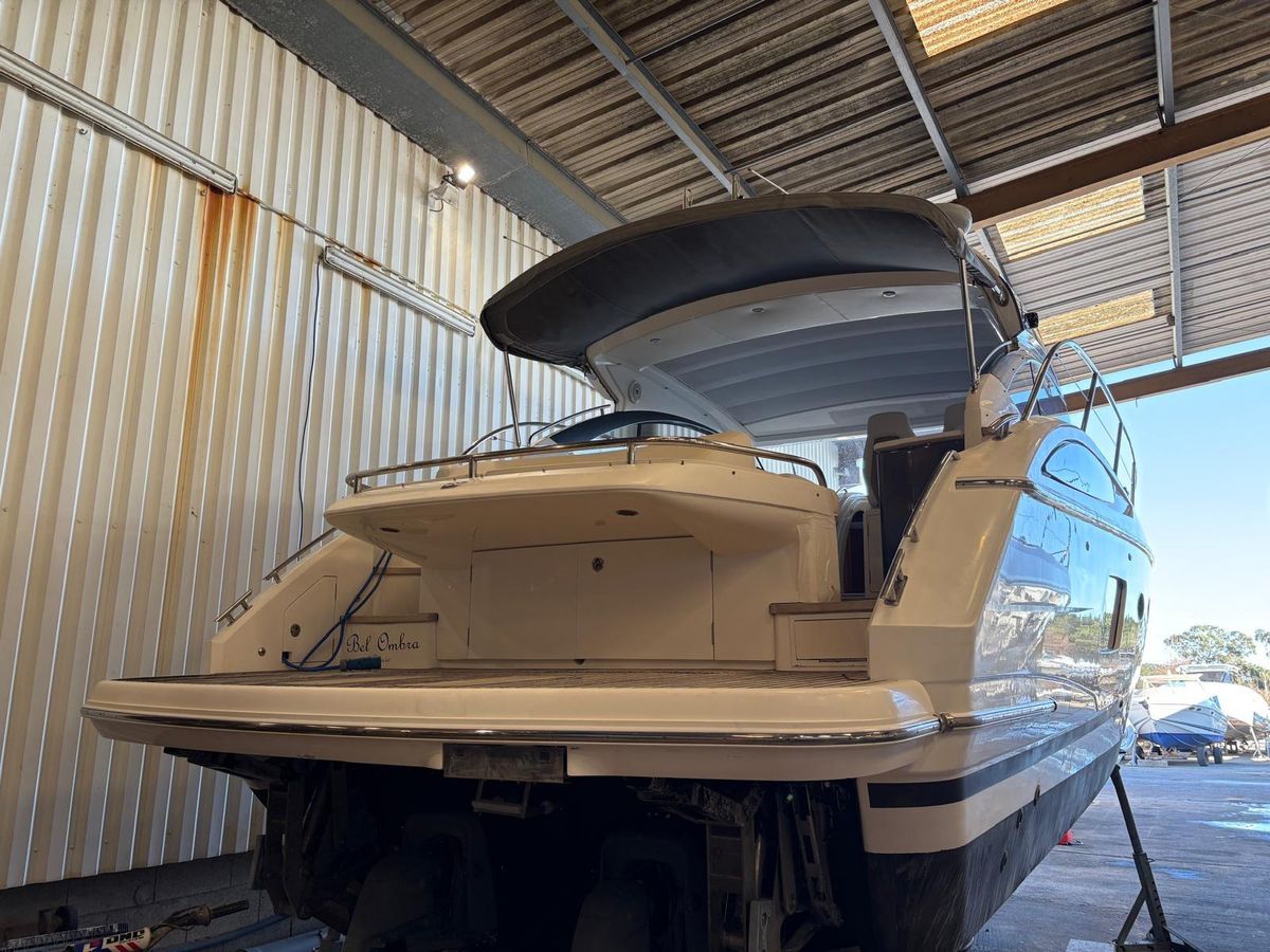 2015 Princess 42 