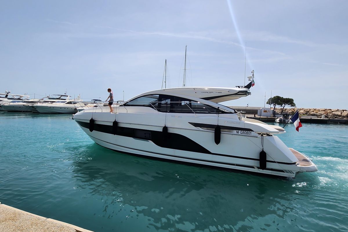 2020 Fairline 46 