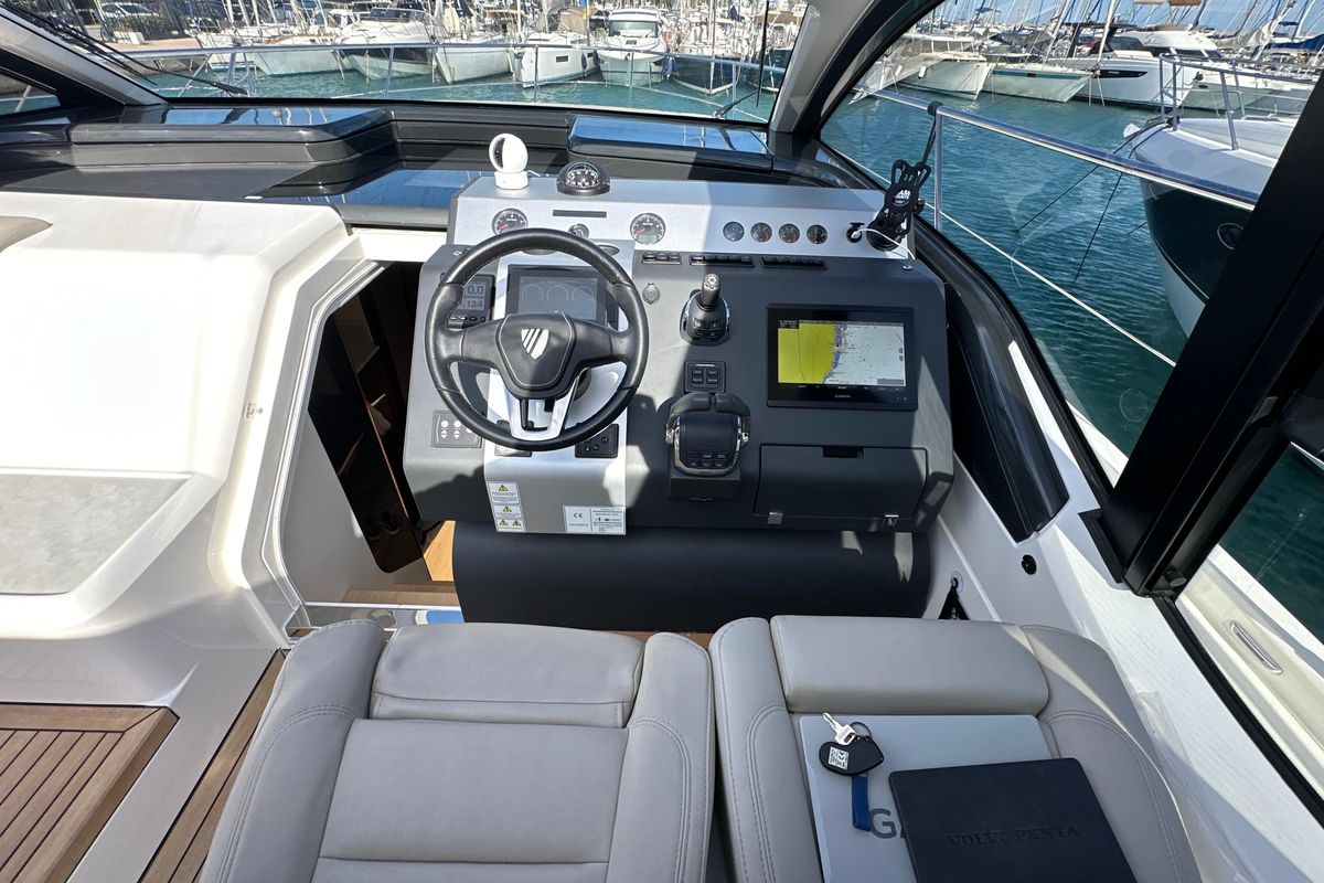 2020 Fairline 46 