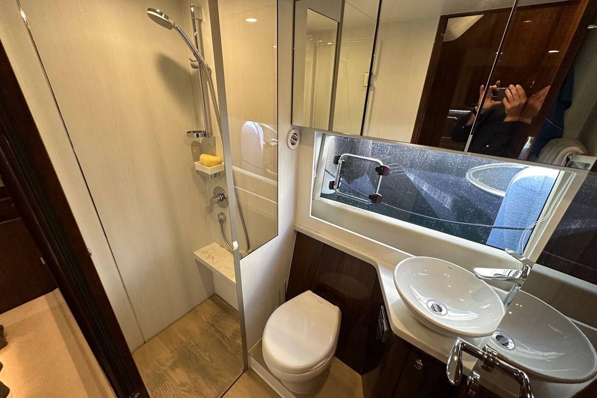 2020 Fairline 46 