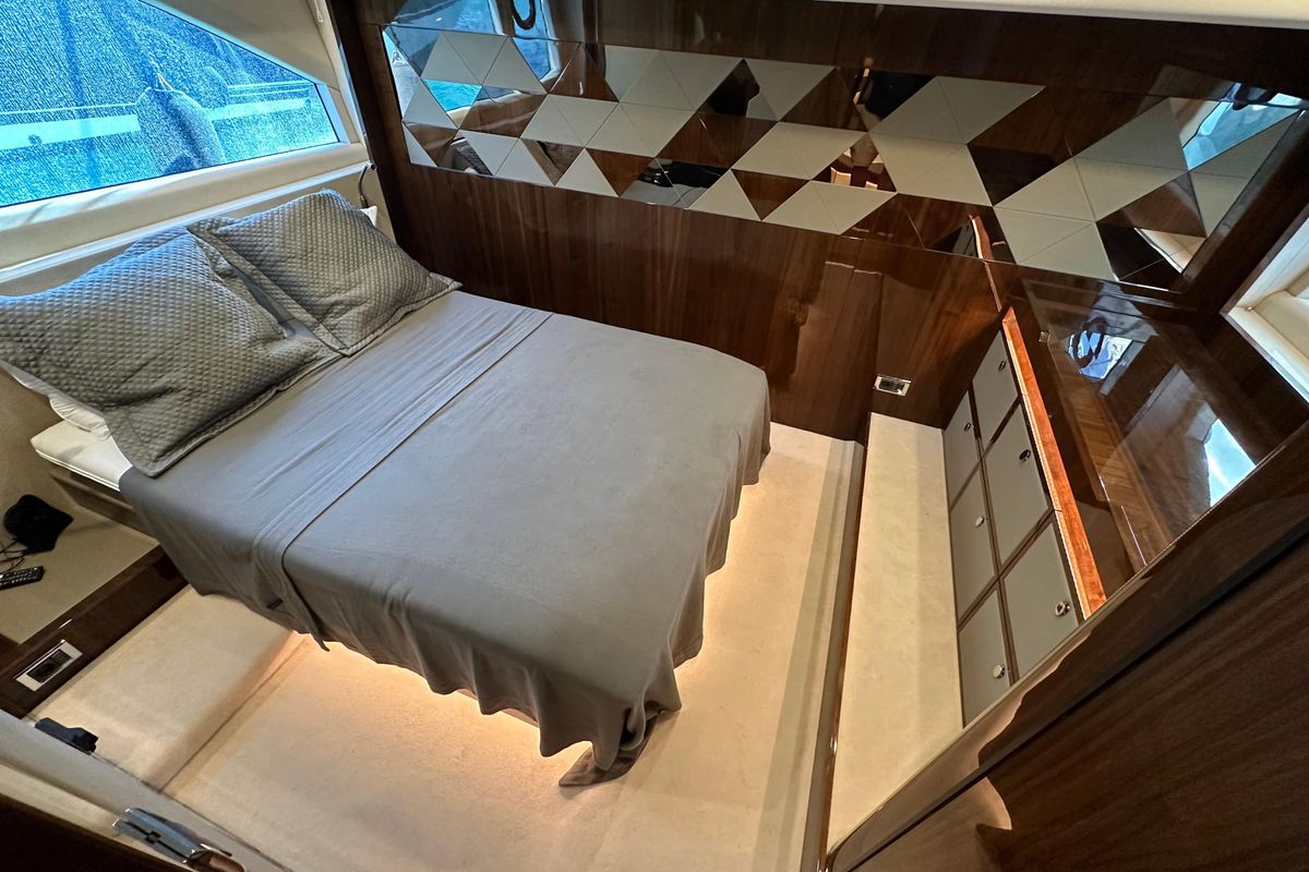 2020 Fairline 46 