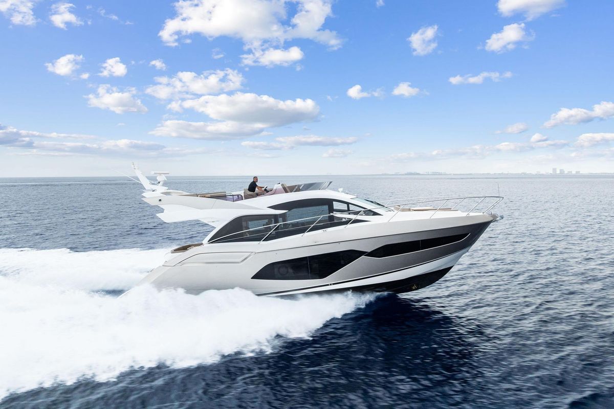 2020 Sunseeker 52 