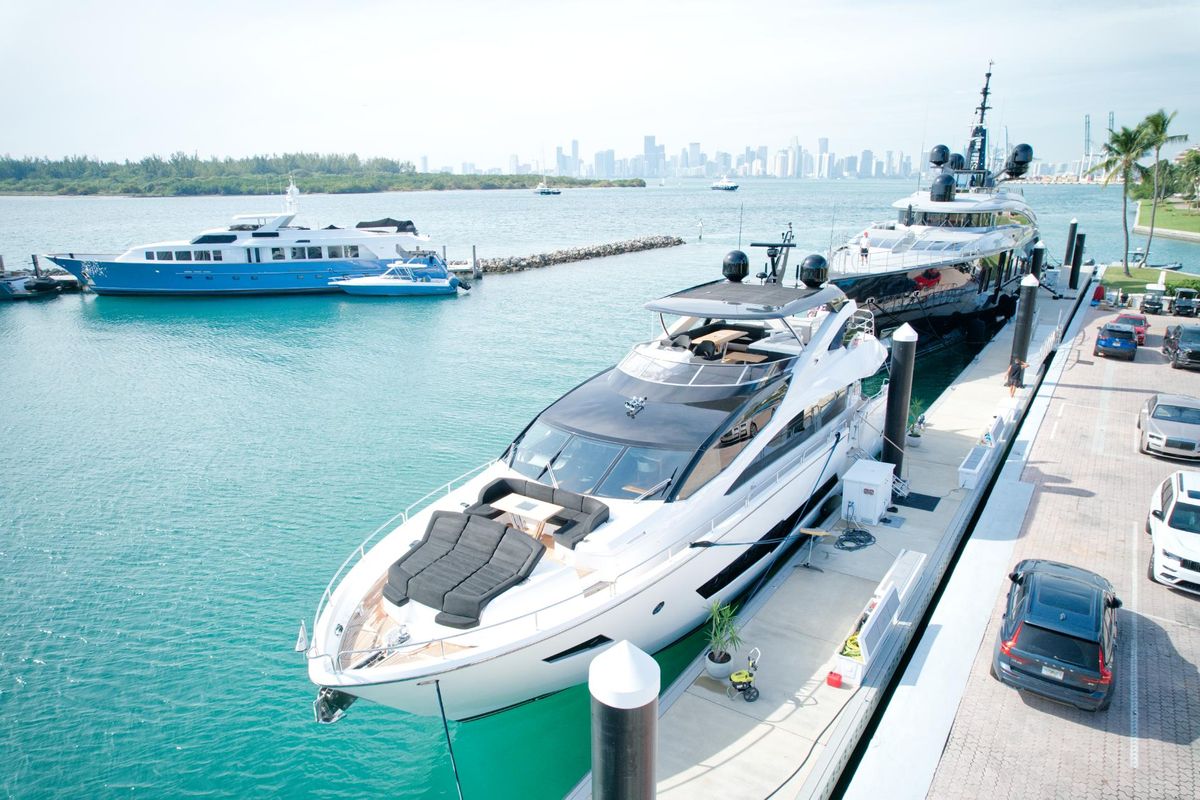 2018 Sunseeker 86 