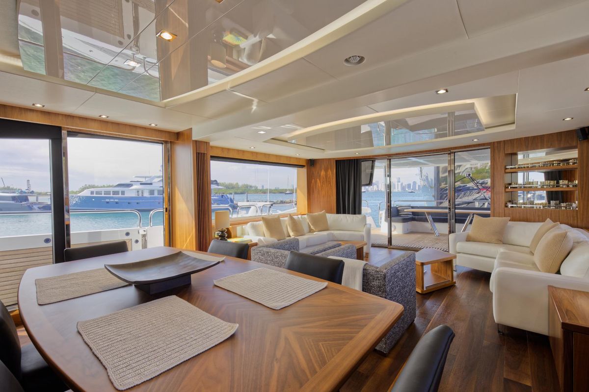 2018 Sunseeker 86 