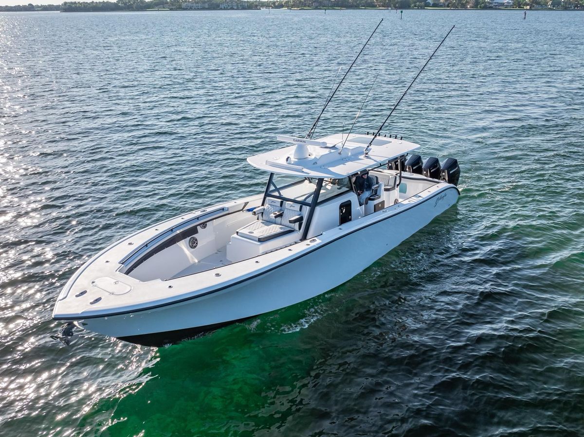 2024 Yellowfin 42 