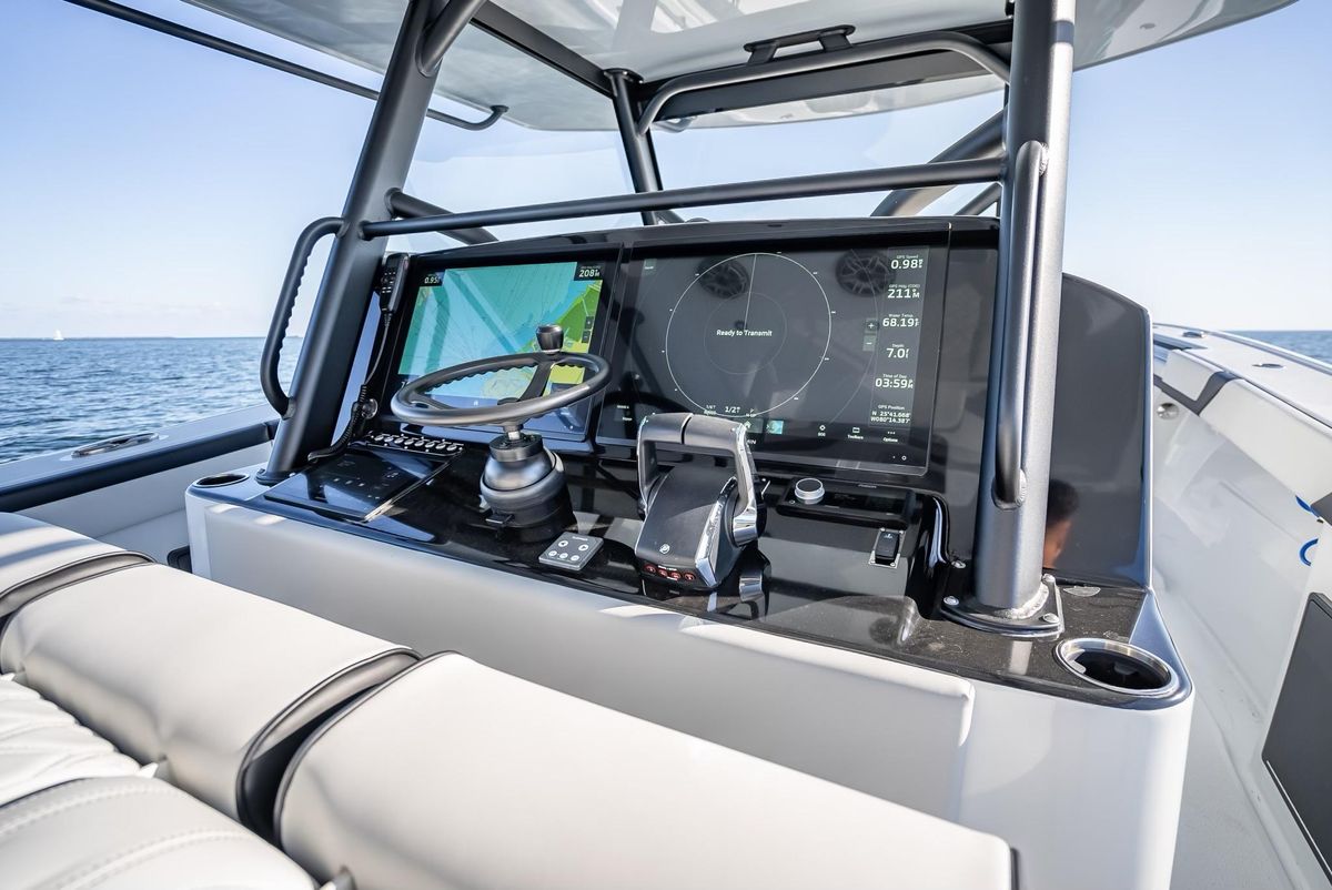 2024 Yellowfin 42 