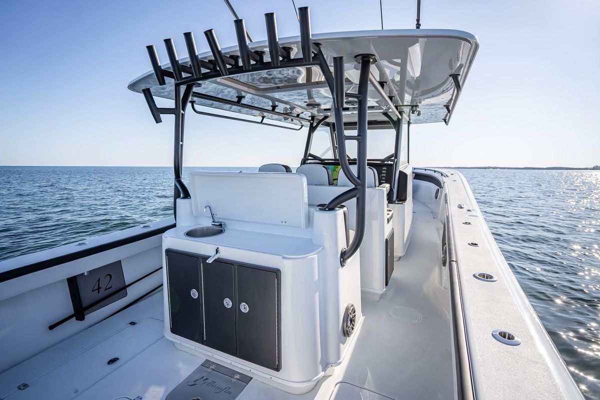 2024 Yellowfin 42 