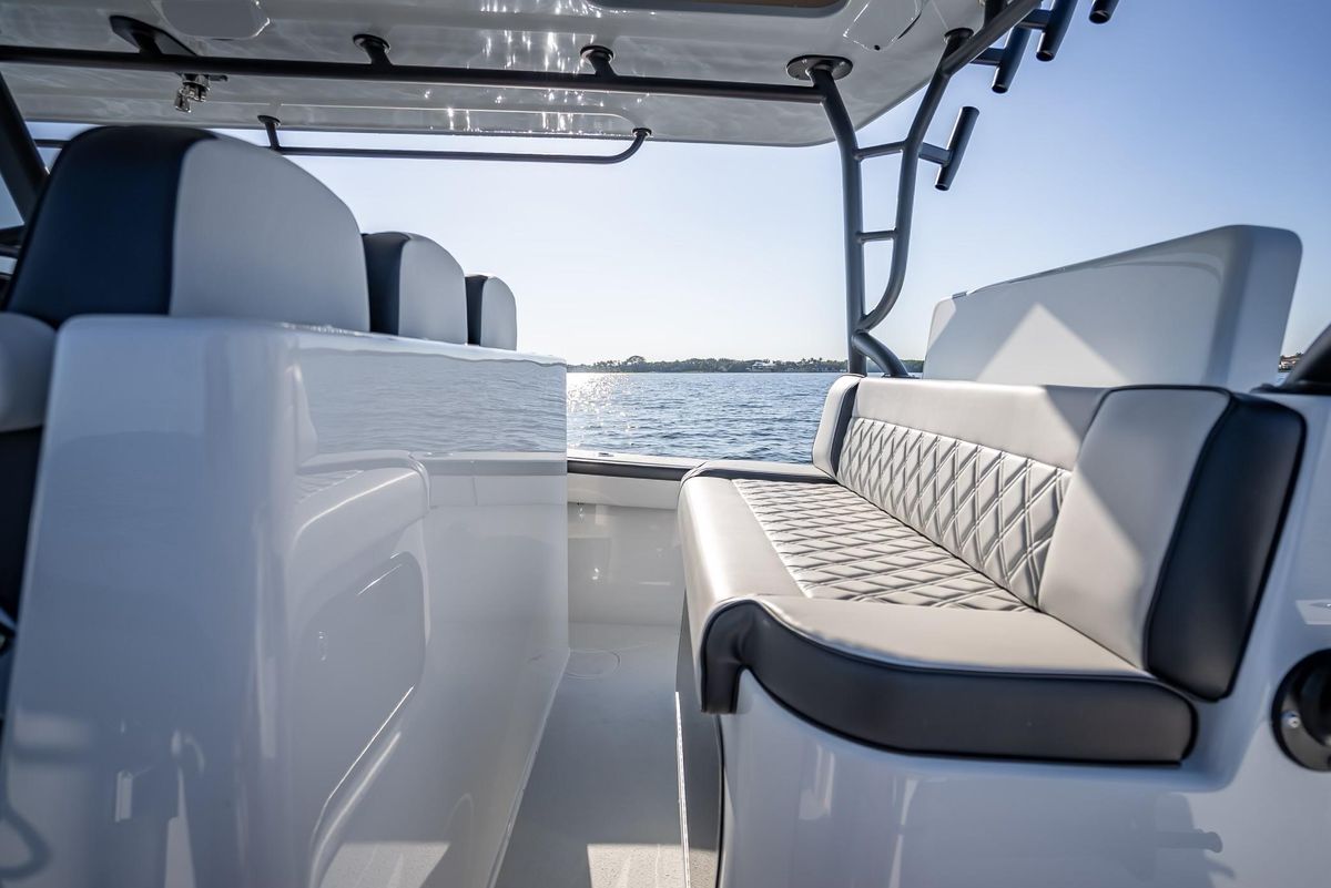 2024 Yellowfin 42 