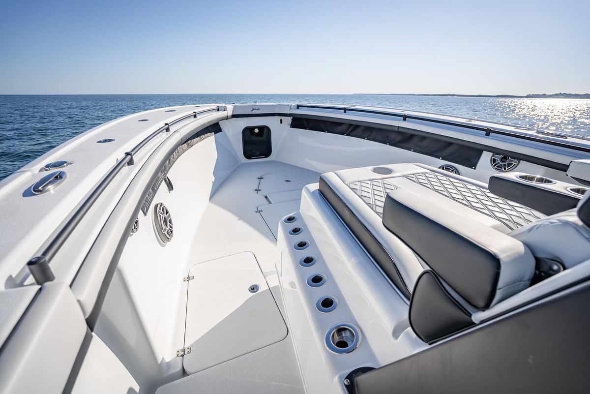 2024 Yellowfin 42 