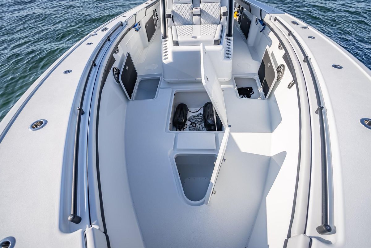 2024 Yellowfin 42 