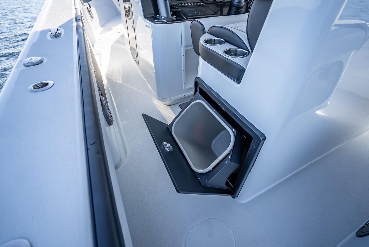 2024 Yellowfin 42 