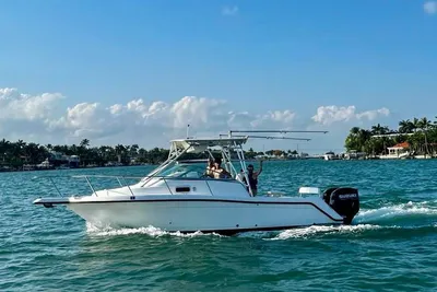 Robalo 2640 Walkaround