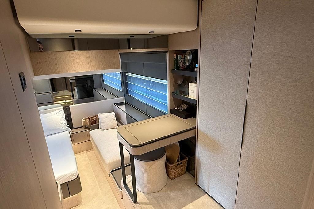 2025 Ferretti Yachts 59 