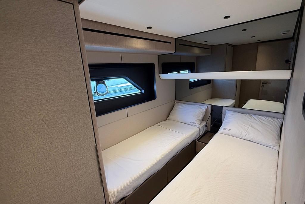 2025 Ferretti Yachts 59 