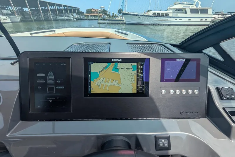 Under Parr Yacht Photos Pics 