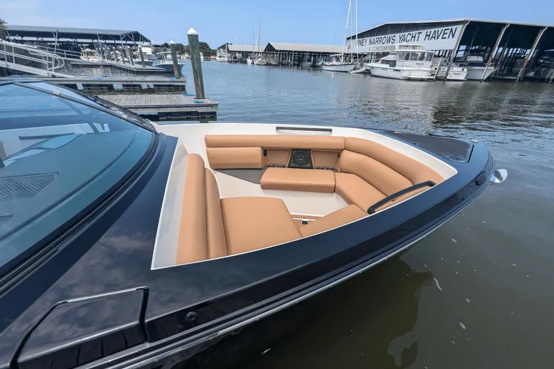 Under Parr Yacht Photos Pics 