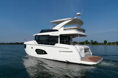 Absolute 48 Navetta