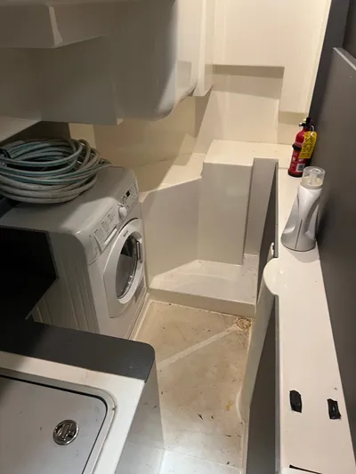 Gratitude Yacht Photos Pics Aft storage/washer dryer