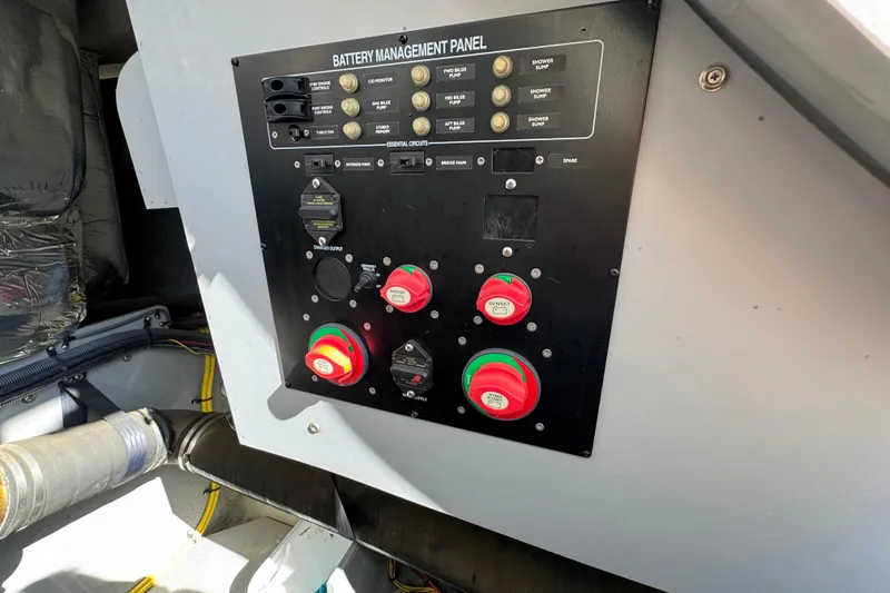 Old Hickory Yacht Photos Pics Battery management panel on a 2008 Meridian 391 Sedan boat.