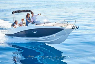 2023 Quicksilver Activ 675 Sundeck