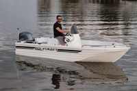 2022 Polycraft 410 Challenger Center Console