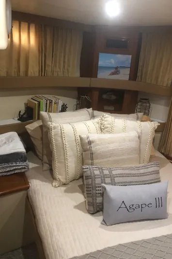 Agape III Yacht Photos Pics 