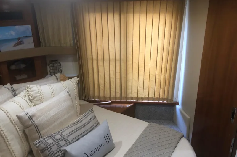 Agape III Yacht Photos Pics 