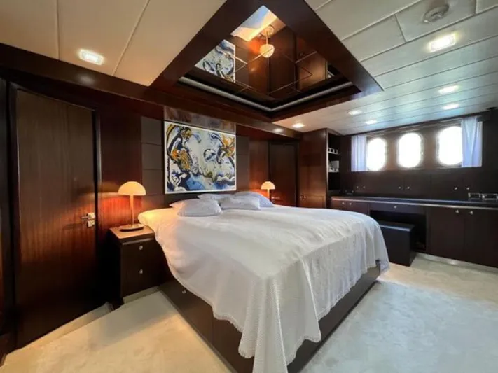  Yacht Photos Pics Luxurious bedroom on 2008 Horizon Elegance 90 Mega yacht with modern decor and ambient lighting.