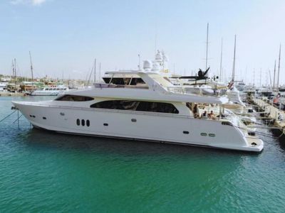 Yacht