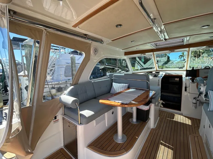 Marty E Yacht Photos Pics 