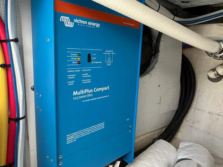 Marty E Yacht Photos Pics 