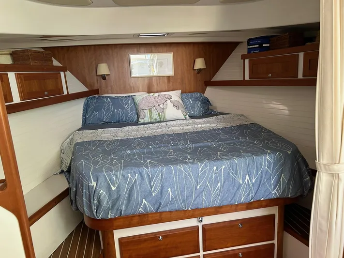 Marty E Yacht Photos Pics 