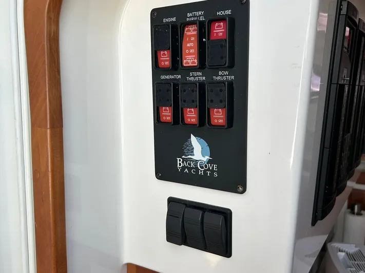 Marty E Yacht Photos Pics 