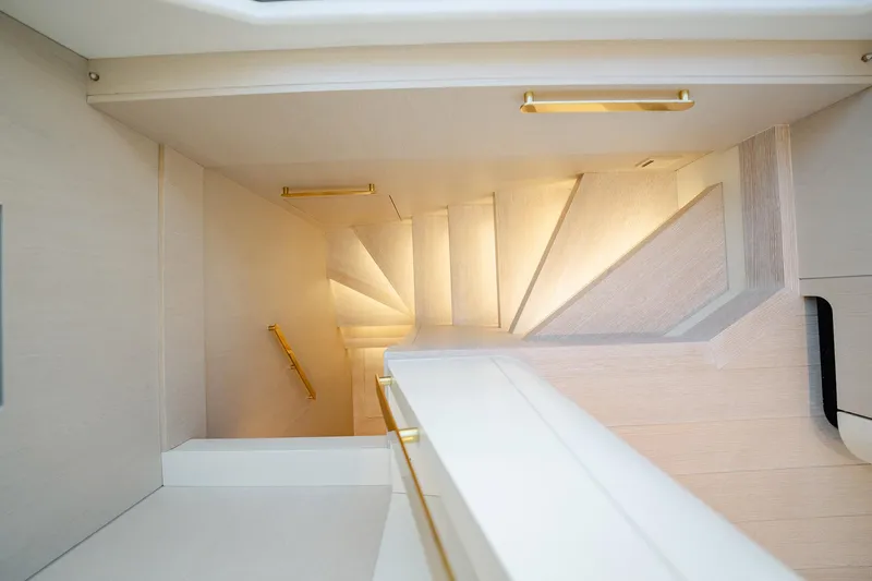 Transcendence Yacht Photos Pics 