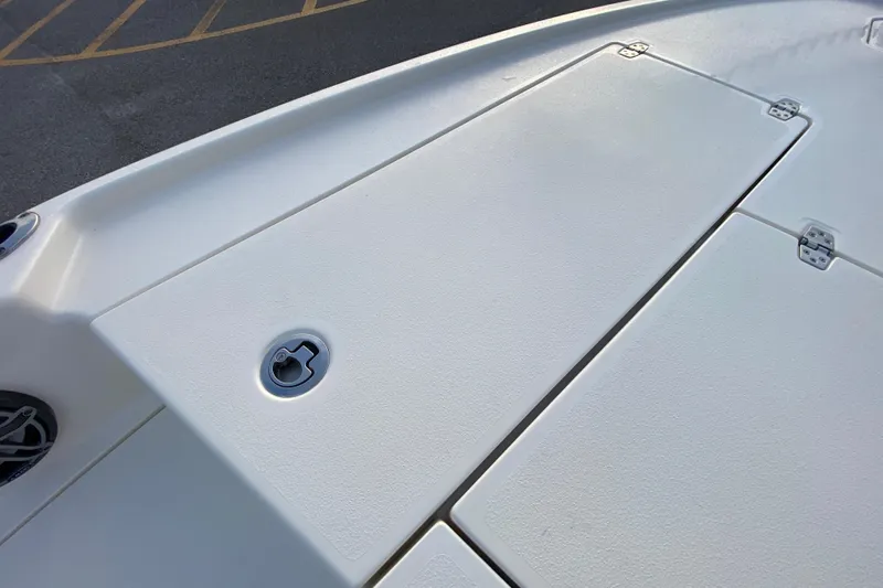  Yacht Photos Pics 2020 Pathfinder 2500 Hybrid boat deck with storage compartments and latch.