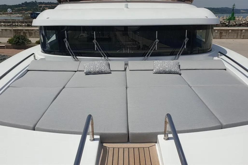 2013 Benetti 93 