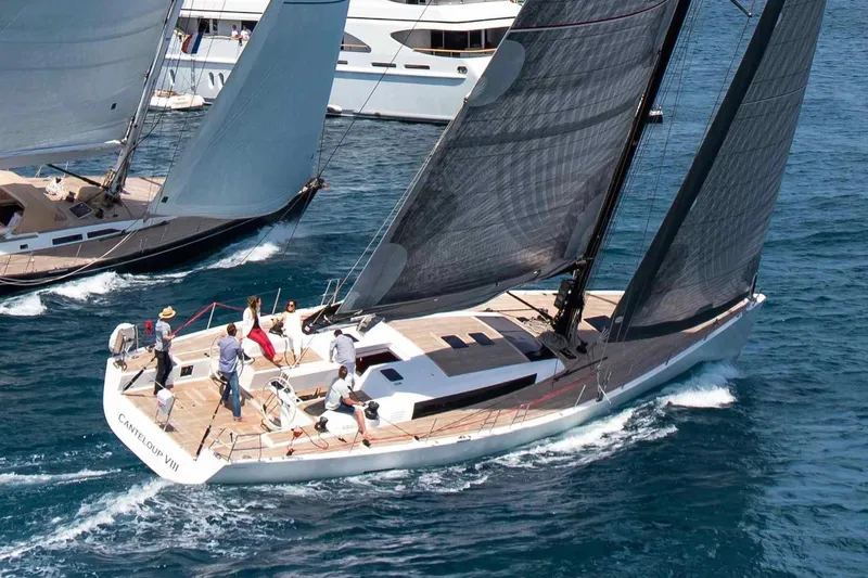 Canteloup VIII Yacht Photos Pics 