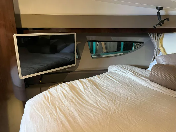 The Good Life Yacht Photos Pics 