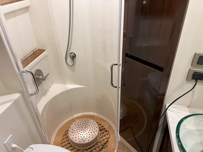 The Good Life Yacht Photos Pics 