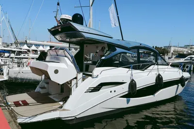 2019 Galeon 425 HTS