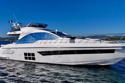 2020 Azimut S6