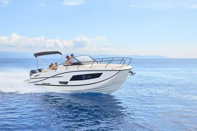 2023 Quicksilver Activ 875 Sundeck