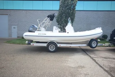 Zodiac Medline 5.8 NEO 115hp In Stock