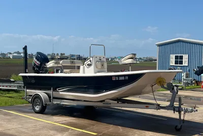 Carolina Skiff 19 SWS
