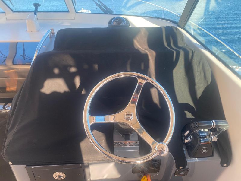 2009 Pursuit OS 375 Offshore