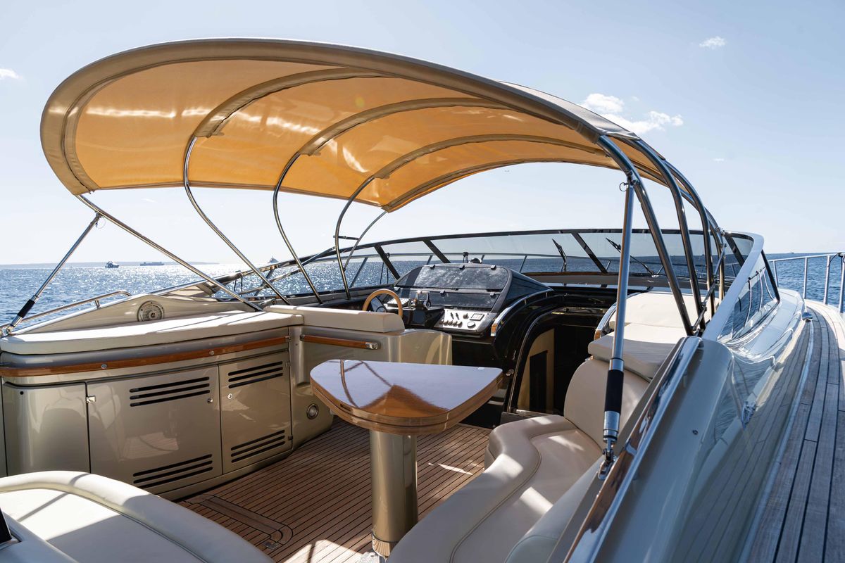 2010 Riva 52 