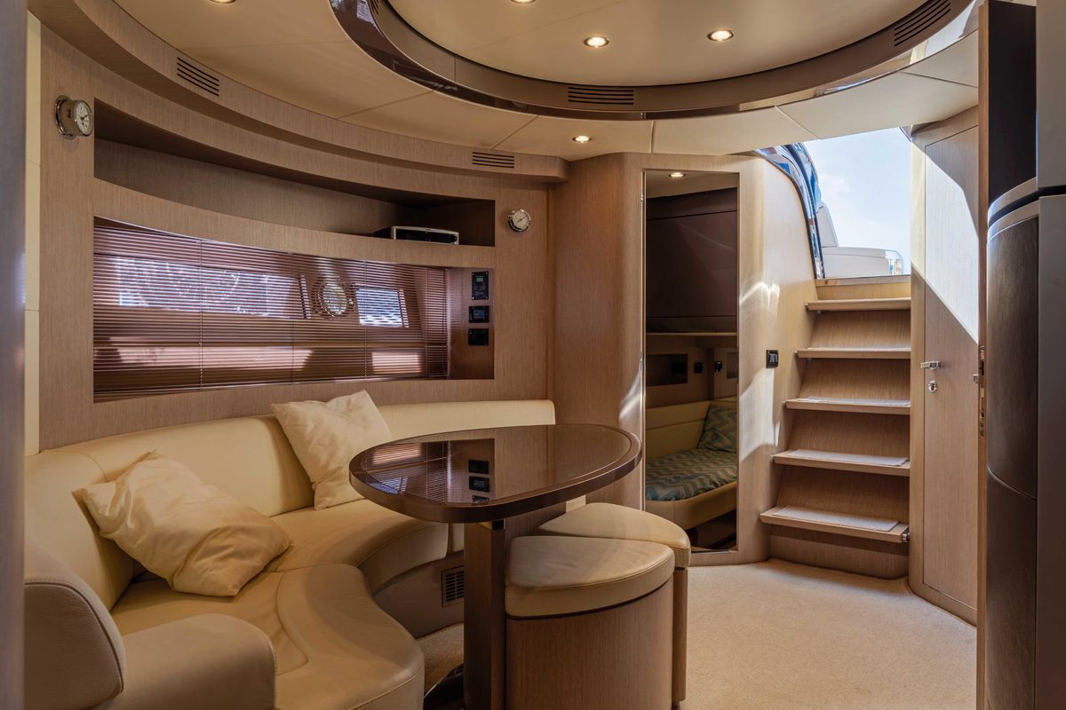 2010 Riva 52 