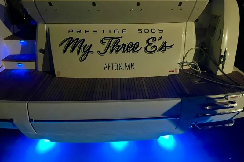 My Three Es Yacht Photos Pics 2016 Prestige 500 S yacht with "My Three E's" name, blue underwater lights.